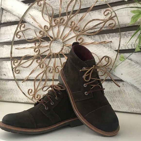 olukai chukka